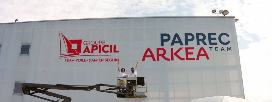 Enseigne pour le bâtiment Groupe Apicil et Paprec Arkea